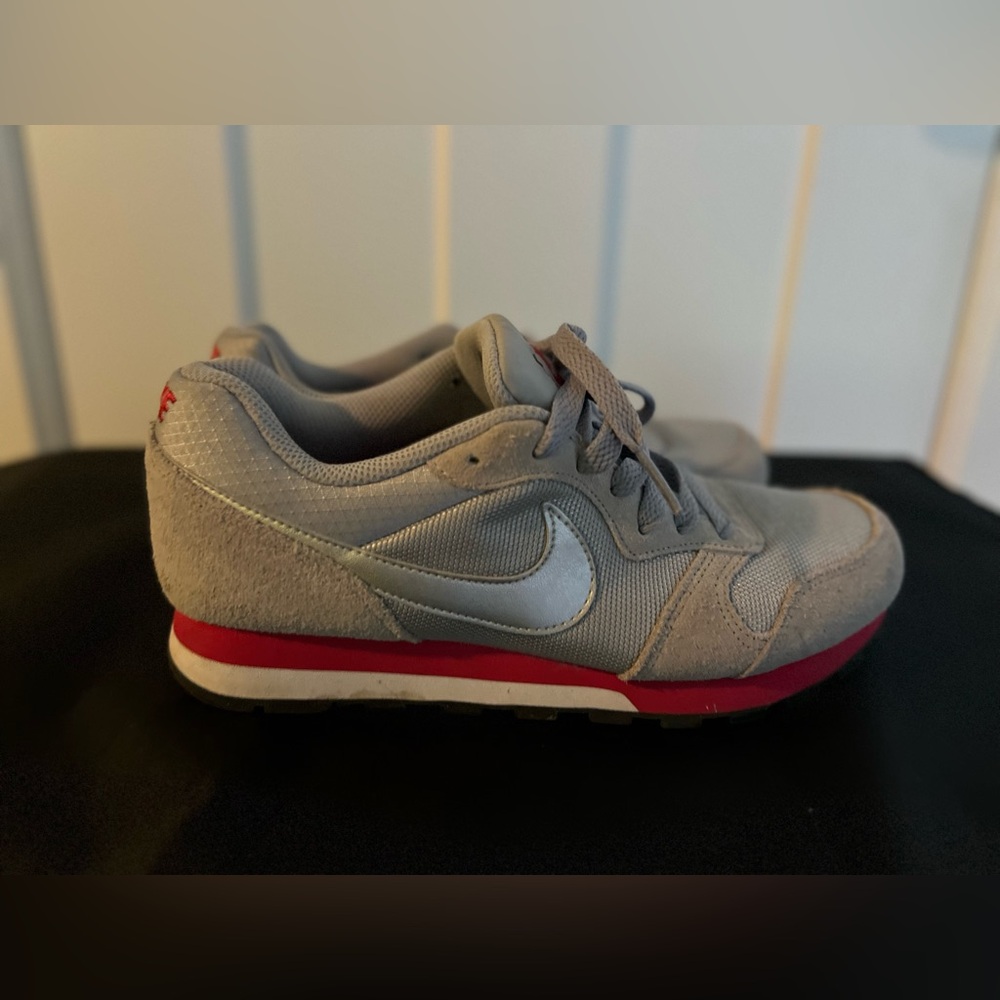 Nike MD Runner 2